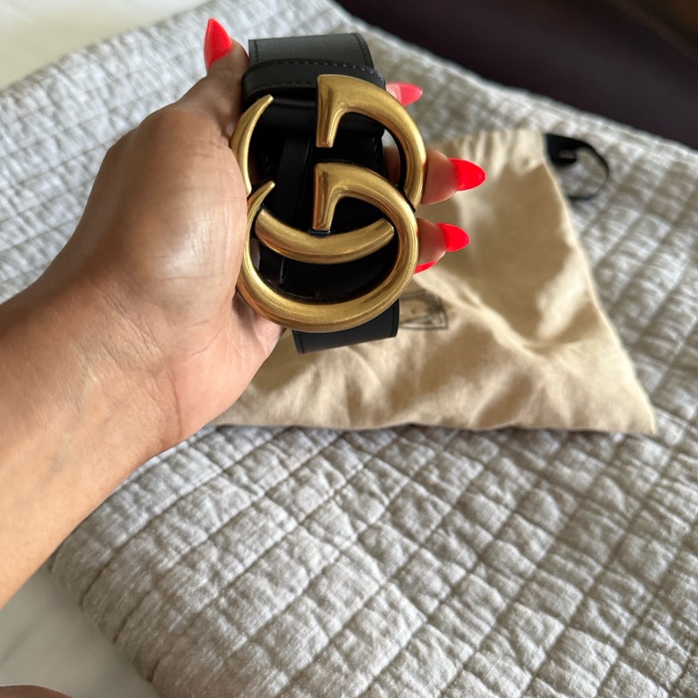 Gucci Black Leather Belt with Brass Double G Buckle - Picture 3 of 5